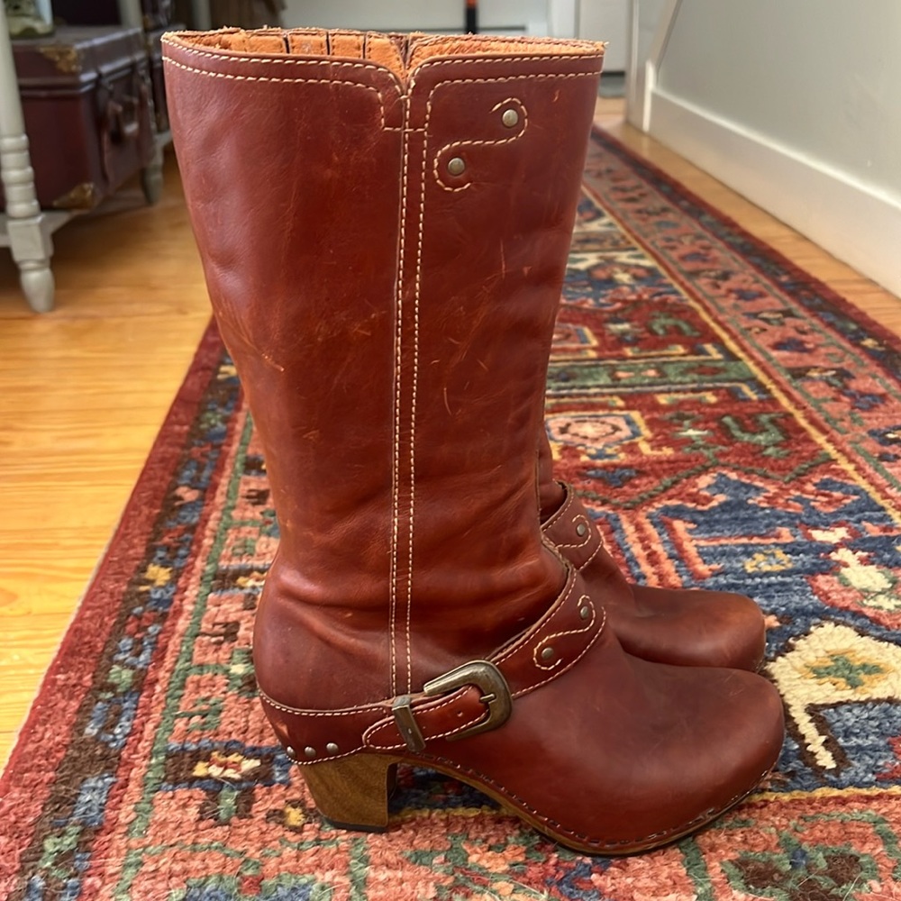Dansko boots, size 38 (8), chestnut brown